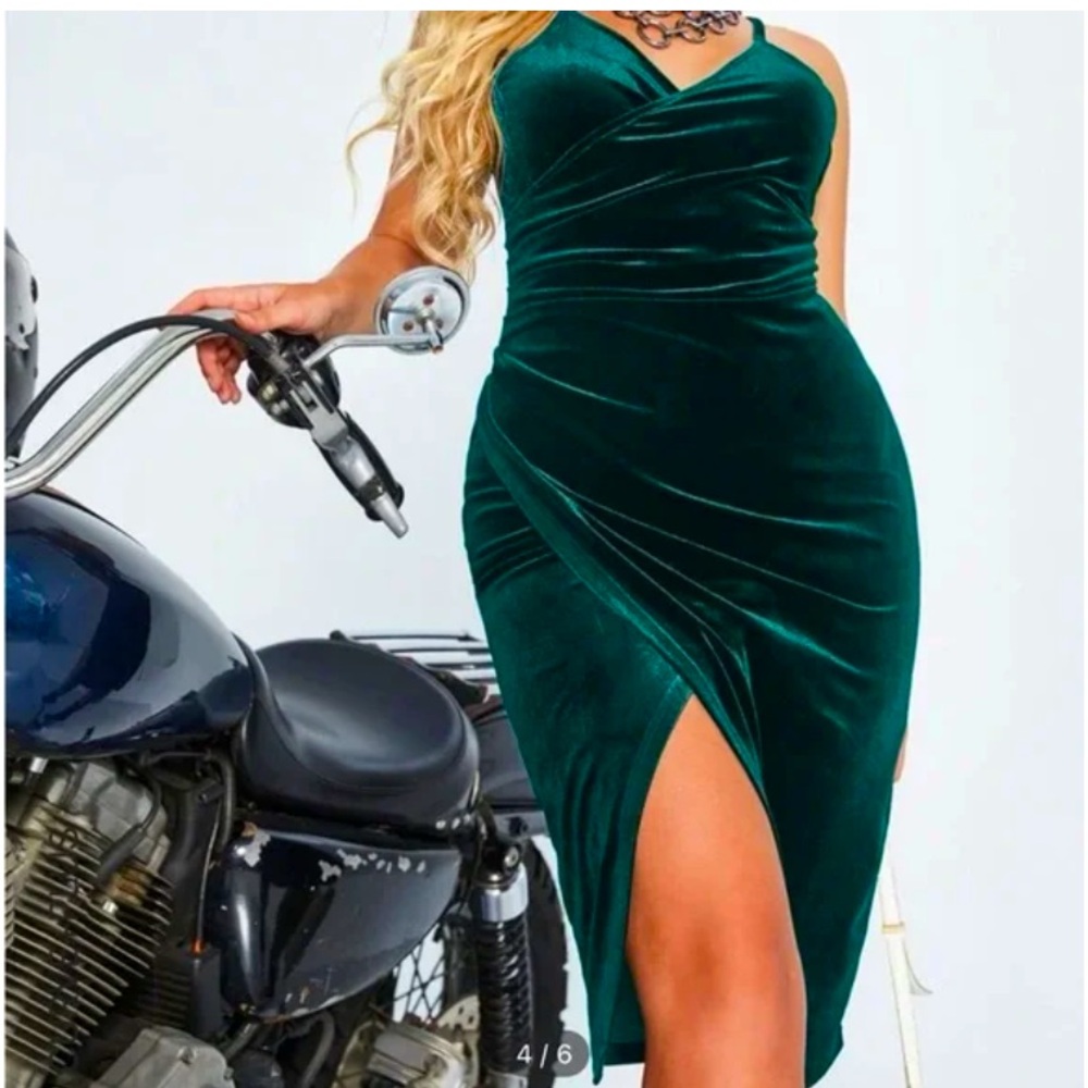 Luxe Green Velvet Dress